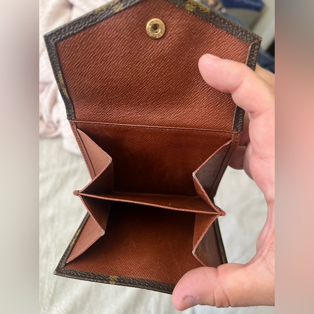 Louis Vuitton compact wallet - Picture 4 of 6